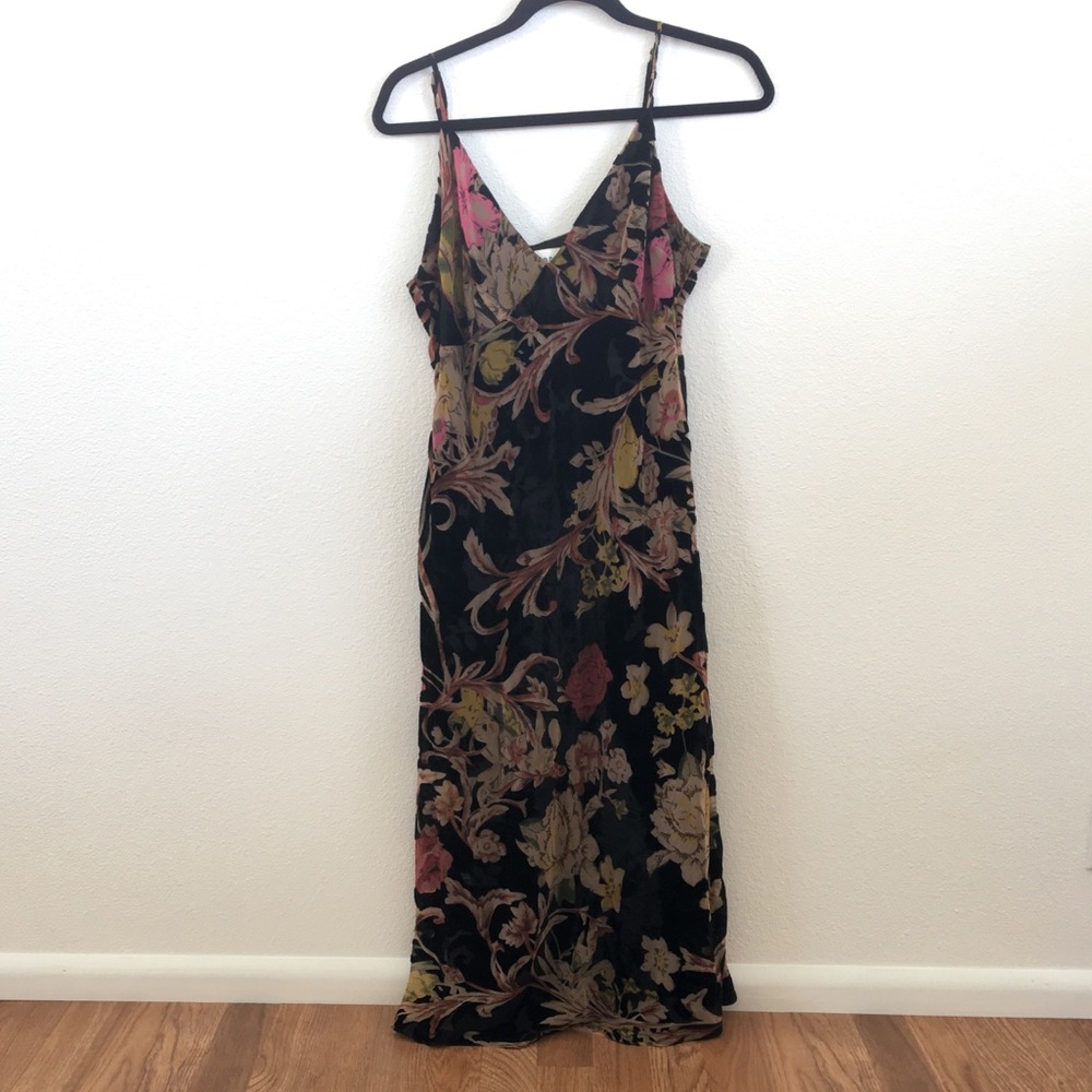 B.B. DAKTOA reserve velvet midi dress size M
